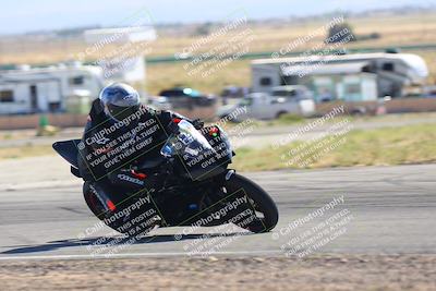 media/Oct-14-2023-TrackXperience (Sat) [[0517685739]]/Level 3/session 5 turn 12/